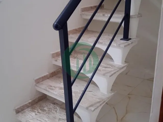 Imagem 14: Sobrado à Venda no Bairro Polônia - Ribeirão Pires Características do Imóvel: 203