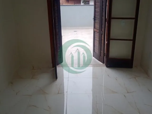 Imagem 6: Sobrado à Venda no Bairro Polônia - Ribeirão Pires Características do Imóvel: 203