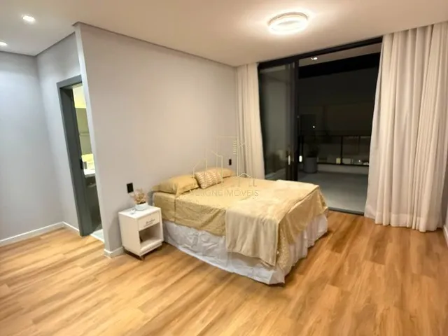 Imagem 2: Luxuosa casa em condomínio à venda em Piatã Salvador-BA com 5 quartos 5 suítes 3