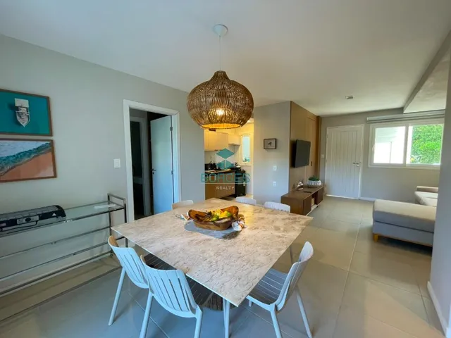 Imagem 2: Apartamento porteira fechada à venda na Praia do Forte com 82m², 2 suítes e acesso à