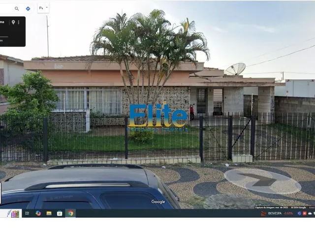 Imagem: A loja possui 3 Dormitórios, 1 Suíte, 2 Banheiros, 4