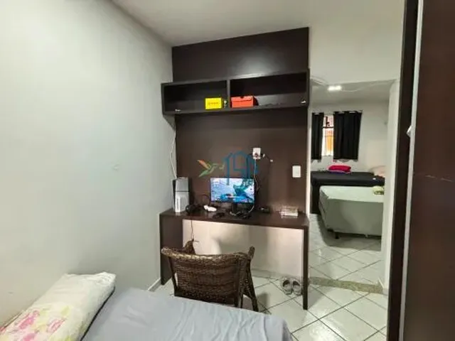 Imagem 9: Casa de Alto Padrão À Venda em Ponta Negra - 4 Suítes e Área de Lazer