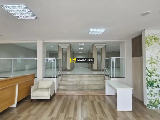 Imagem 13: Loja de Esquina 300M² no Bairro Glória | 5 Vagas Exclusivas