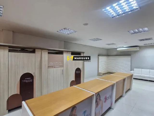 Imagem 2: Loja de Esquina 300M² no Bairro Glória | 5 Vagas Exclusivas