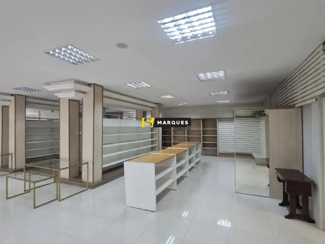 Imagem 8: Loja de Esquina 300M² no Bairro Glória | 5 Vagas Exclusivas