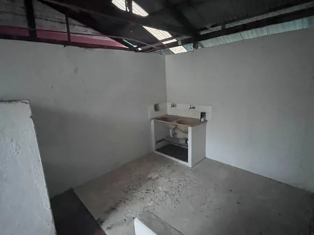 Imagem 2: Casa à venda em Itajubá-MG, São Vicente: 2 casas, frente e fundos, 133,45m² de área