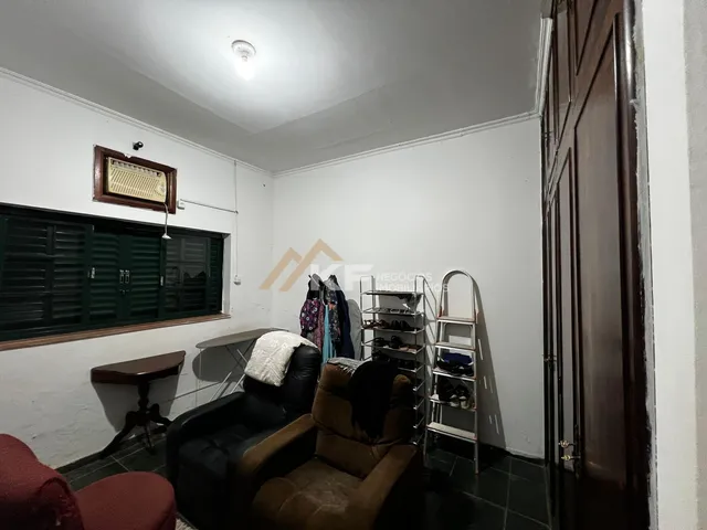 Imagem 4: Casa à venda no Centro-Ribeirão Preto/SP
