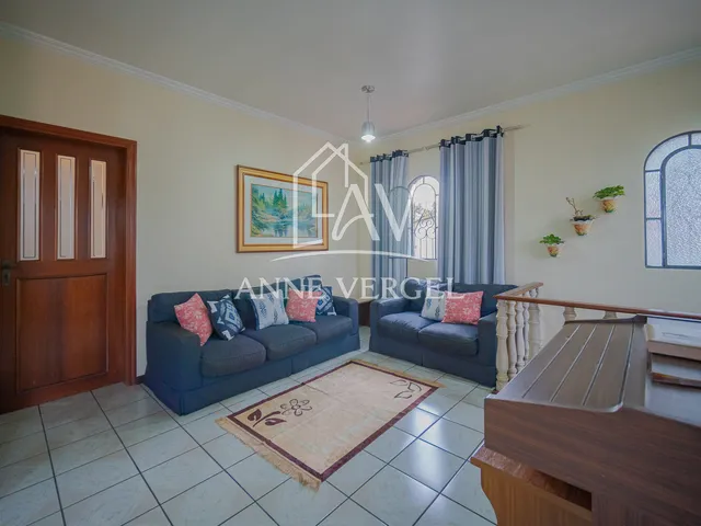 Imagem: A casa possui 3 Dormitórios, 1 Suíte, 3 Banheiros, 2
