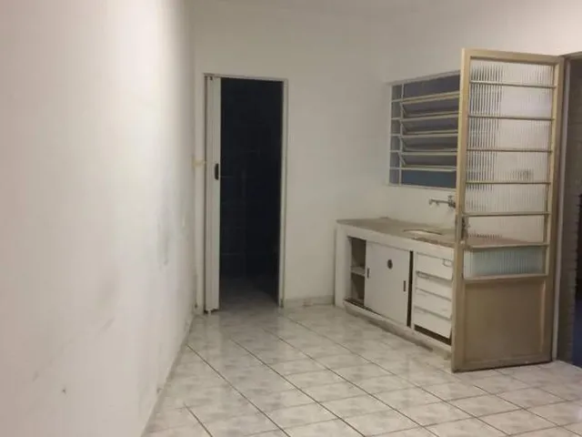 Imagem 13: Se você procura uma casa espaçosa, bem localizada e com ótimo potencial comercial