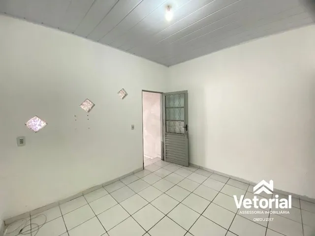 Imagem 7: Seja bem-vindo! Localizada em um bairro tranquilo e arborizado, esta casa espaçosa e