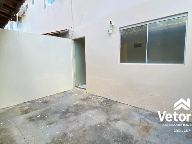 Imagem 12: Venha morar no conforto e na praticidade desta incrível casa com 2 quartos, 2 suítes e