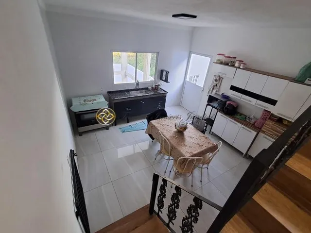 Imagem: Casa dos sonhos à venda! Localizada em