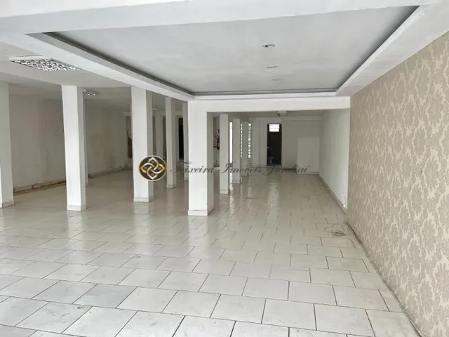 Imagem 13: Oportunidade única de venda ou locação de um imóvel comercial! Localizada em uma