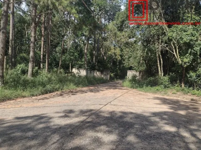 Imagem: Venha descobrir o refúgio perfeito cercado