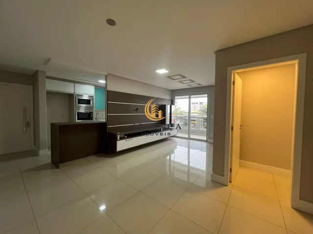 Imagem: O apartamento possui 3 Dormitórios, 2 Suítes, 1 Banheiro,