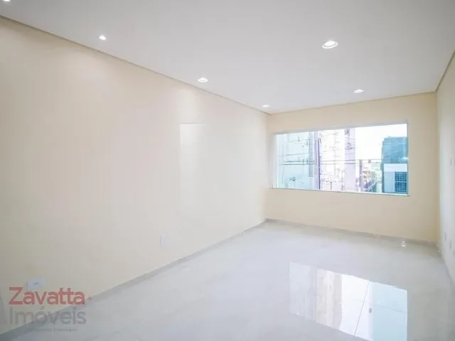 Imagem 13: Venha conferir essa incrível casa à venda! Com 4 quartos espaçosos, sendo 1 suíte, 2