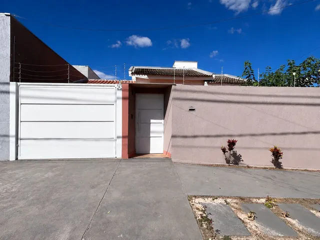 Imagem: Casa com 3 Dormitórios À Venda, 150 M²