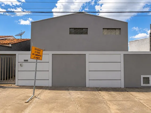 Imagem: Galpão para alugar, 301 m² por R$ 4.500,00/mês