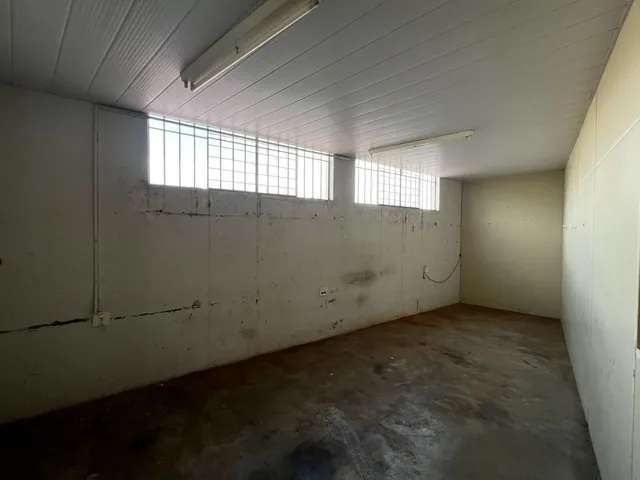 Imagem 11: Galpão para Alugar, 301 M² por R$ 4.500,00/Mês - Cônego Getúlio - Patos de Minas/Mg