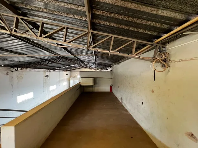 Imagem 5: Galpão para Alugar, 301 M² por R$ 4.500,00/Mês - Cônego Getúlio - Patos de Minas/Mg