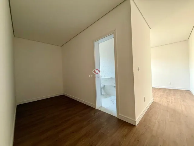 Imagem 11: Venda - Casas em Condomínios - 3 dormitórios - - - MG