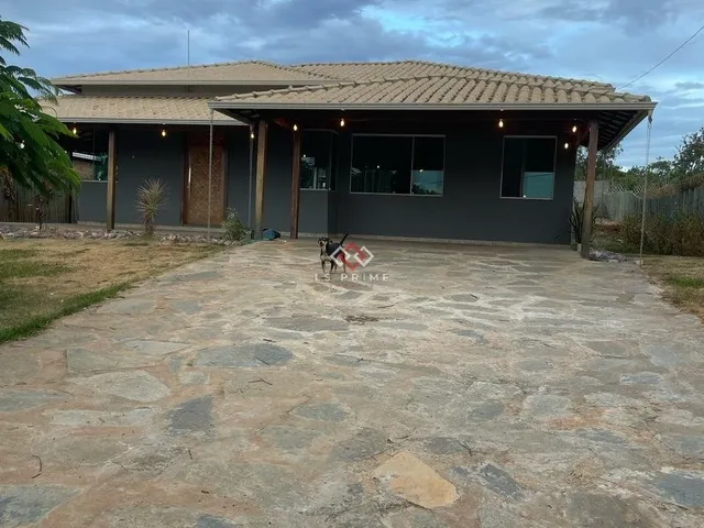 Imagem: Venda - Casas em Condomínios - 3 dormitórios