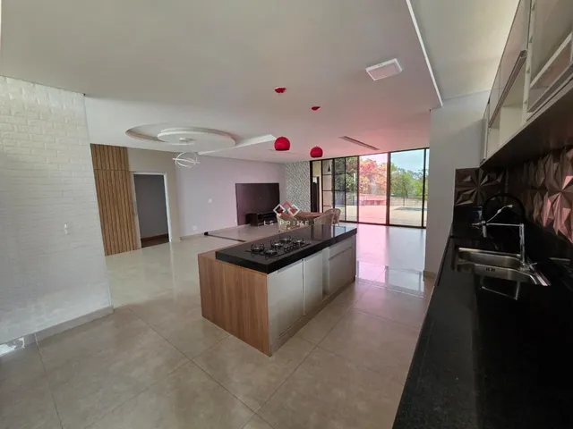 Imagem 6: Venda - Casas em Condomínios - 3 dormitórios - - - MG