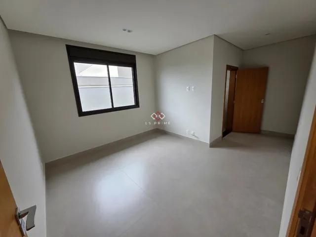 Imagem 5: Venda - Casas em Condomínios - 4 dormitórios - - - MG