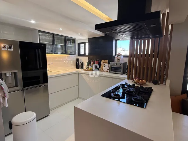 Imagem 6: Cobertura duplex à venda no Costa Azul, 203m², 3 quartos e Energia Solar