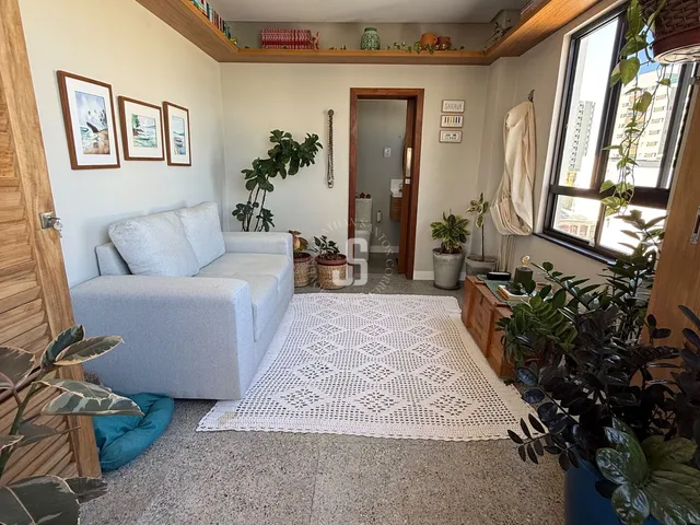 Imagem 2: Cobertura duplex à venda no Costa Azul, 203m², 3 quartos e Energia Solar