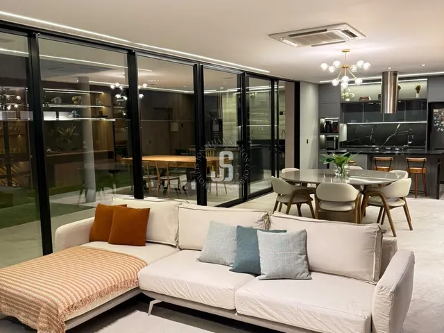 Imagem 2: Casa à venda no Parque Costa Verde, 403m², 5 suítes e piscina