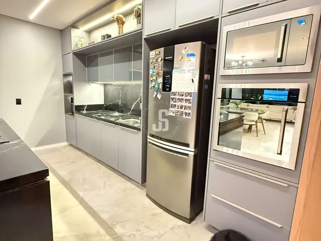 Imagem 4: Casa à venda no Parque Costa Verde, 403m², 5 suítes e piscina