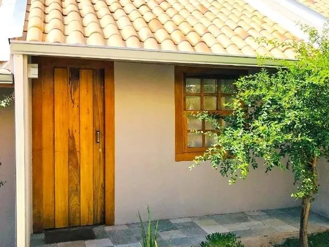 Imagem: O apartamento possui 1 Dormitório, 1 Suíte, 2 Banheiros,