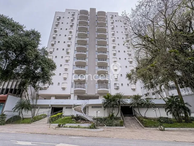 Imagem: Apartamento Semimobiliado com 3 Dormitórios