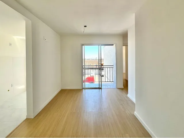 Imagem: O apartamento possui 3 Dormitórios, 1 Banheiro, 1 Vaga na