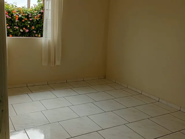 Imagem 8: Sala Comercial Casa com 2 banheiros