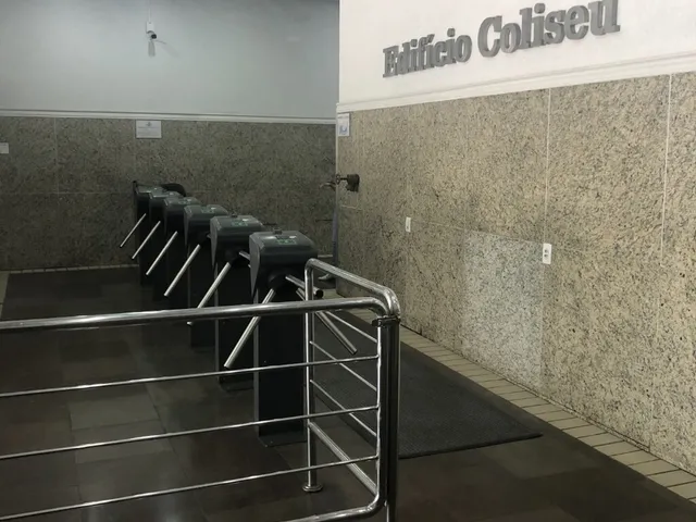 Imagem 6: Sala comercial à venda no bairro Centro Histórico - Porto Alegre/RS