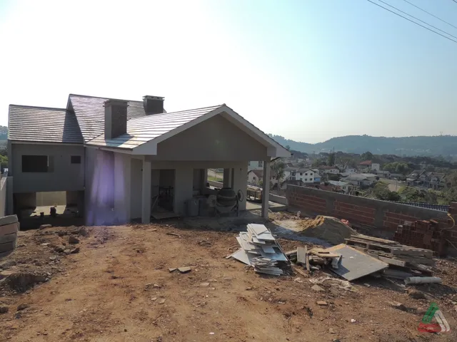 Imagem 6: Casa com Vista - Bairro Pousada da Neve - Casa À Venda no Bairro Pousada da Neve - Nova Petrópolis/Rs