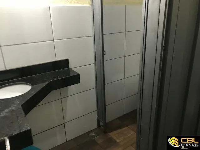 Imagem 2: CBL IMÓVEIS VENDE CONTEINER, PORTEIRA FECHADA! + 1 FREEZER ELECTOLUX 500 LTS. + 1
