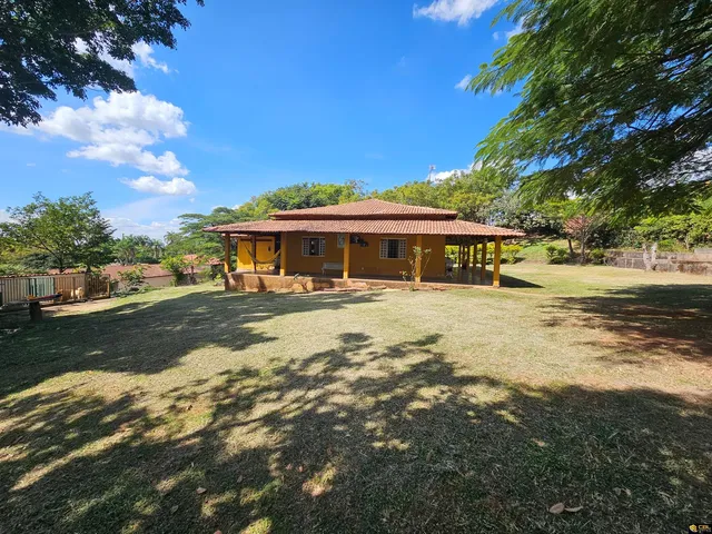 Imagem: CBL IMÓVEIS VENDE Descubra o refúgio