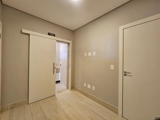 Imagem 11: 0 Casa com 4 dormitórios