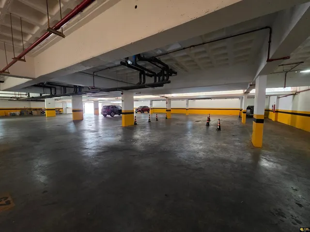 Imagem 7: 0 Estacionamento com 45 vagas na garagem