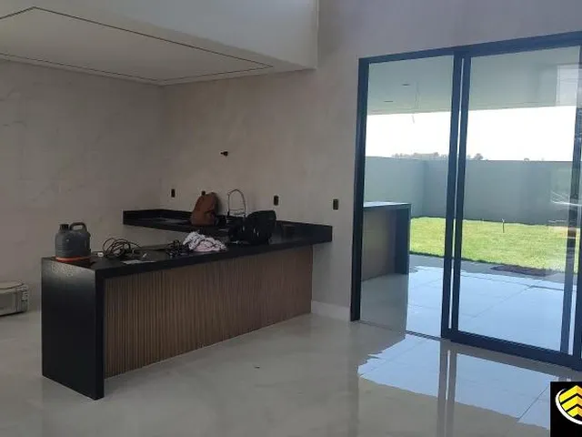 Imagem 2: 0 Casa com 4 dormitórios
