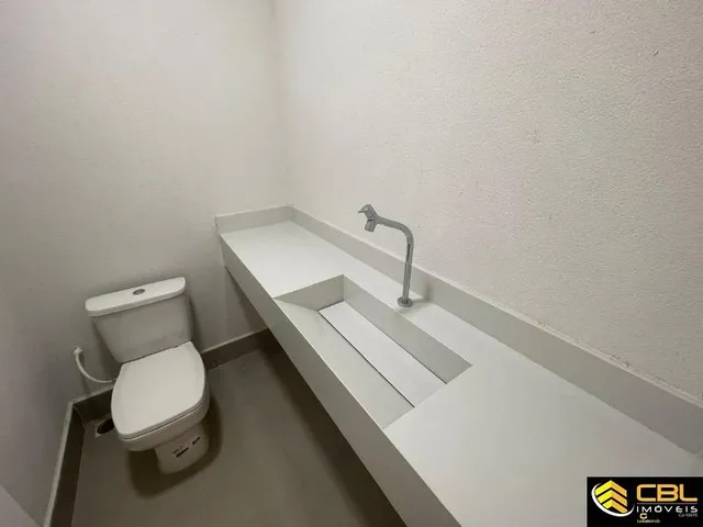 Imagem 5: CBL IMÓVEIS VENDE: Venha conhecer essa incrível Casa de Alto Padrão no S.H.V.P