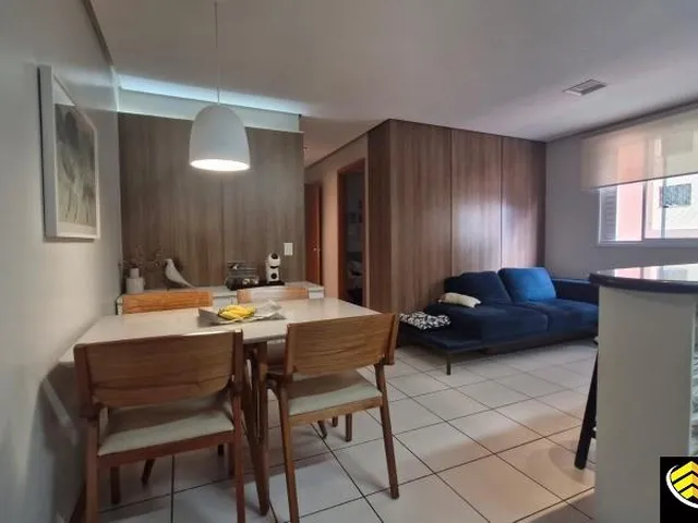 Imagem: O apartamento possui 2 Dormitórios, 1 Banheiro, 1 Vaga na