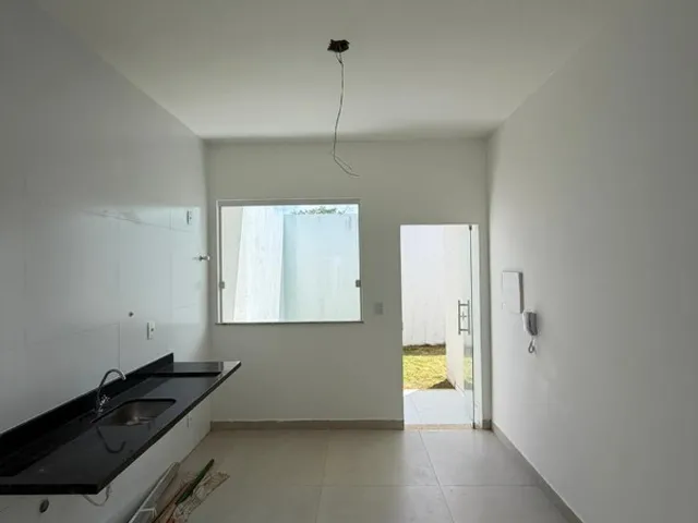 Imagem 6: CASA TÉRREA COM 3 QUARTOS À VENDA