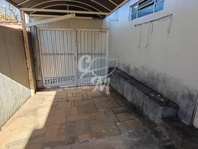 Imagem 3: Casa Térrea de Esquina com Quintal na Vila de Vecchi