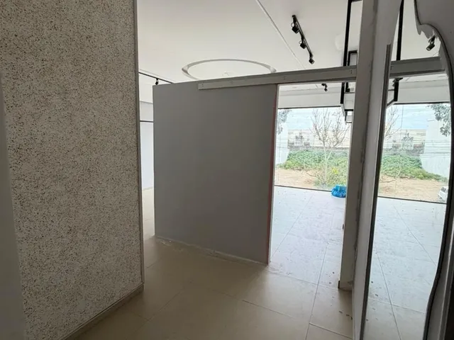 Imagem 2: Loja comercial para Locação, Sim, Feira de Santana, 1 sala, 1 banheiro, 24m² área