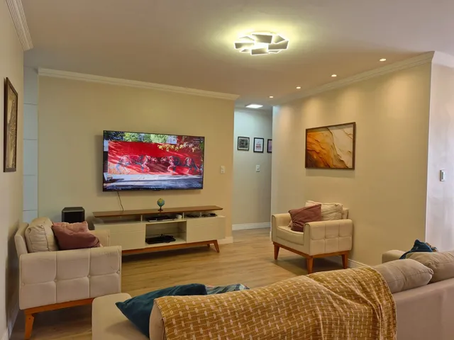 Imagem: Com 3 quartos em excelente localização