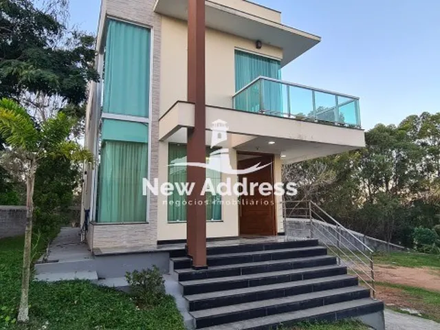 Imagem: Casa Triplex de Alto Padrão à Venda no
